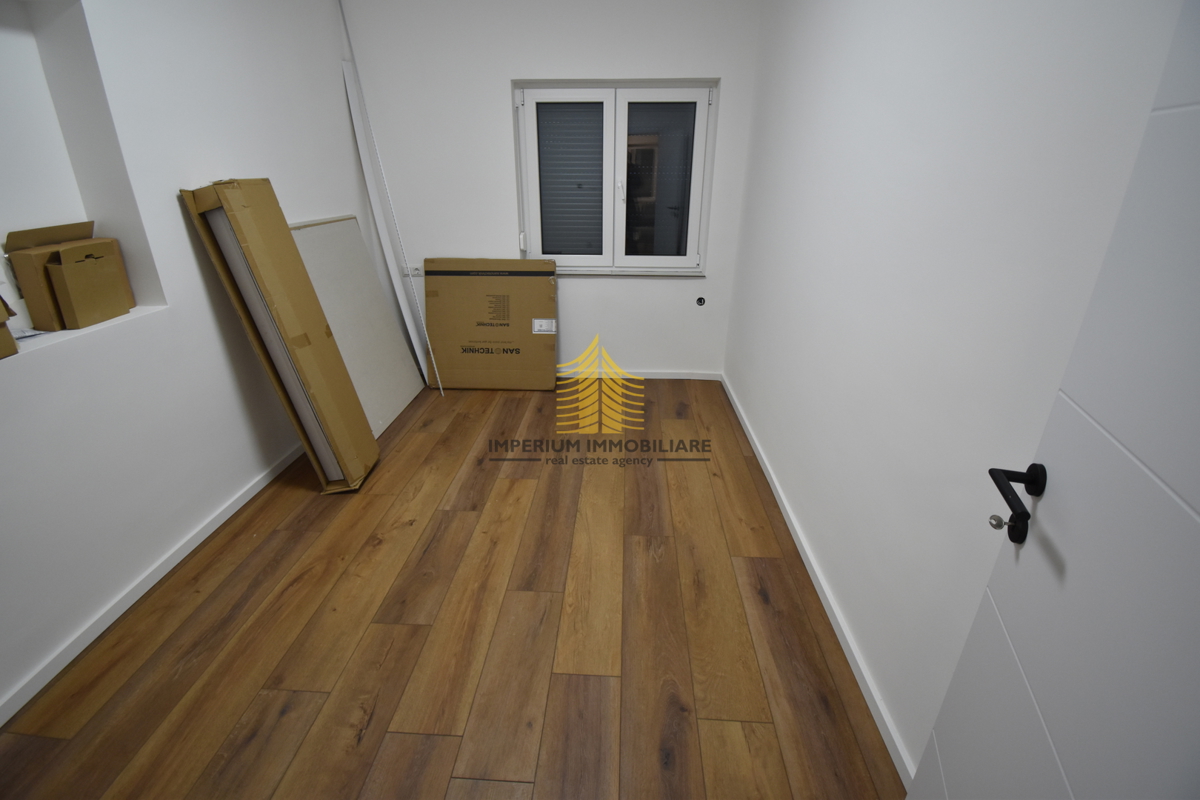 Hiša, Prodaja, Gornja Dubrava, Trnovčica, 272 m2, Večstanovanjska stavba