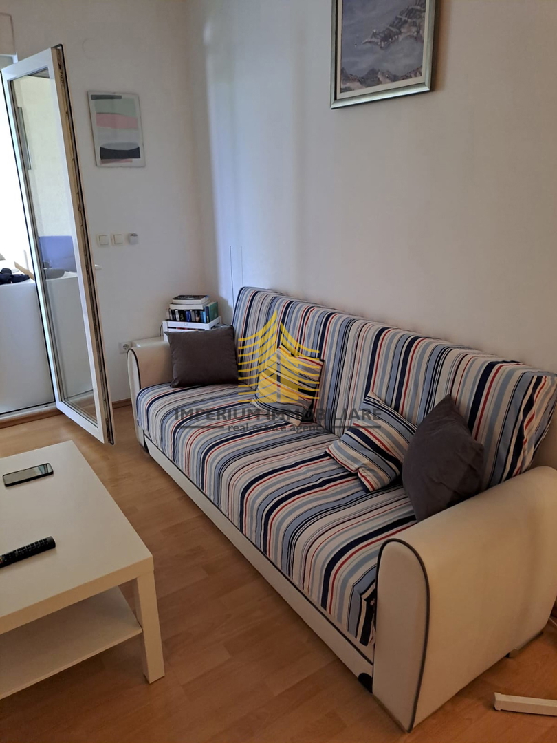 Stanovanje, prodaja, Starigrad, 44 m2, 1,5-sobno (1S+DB)