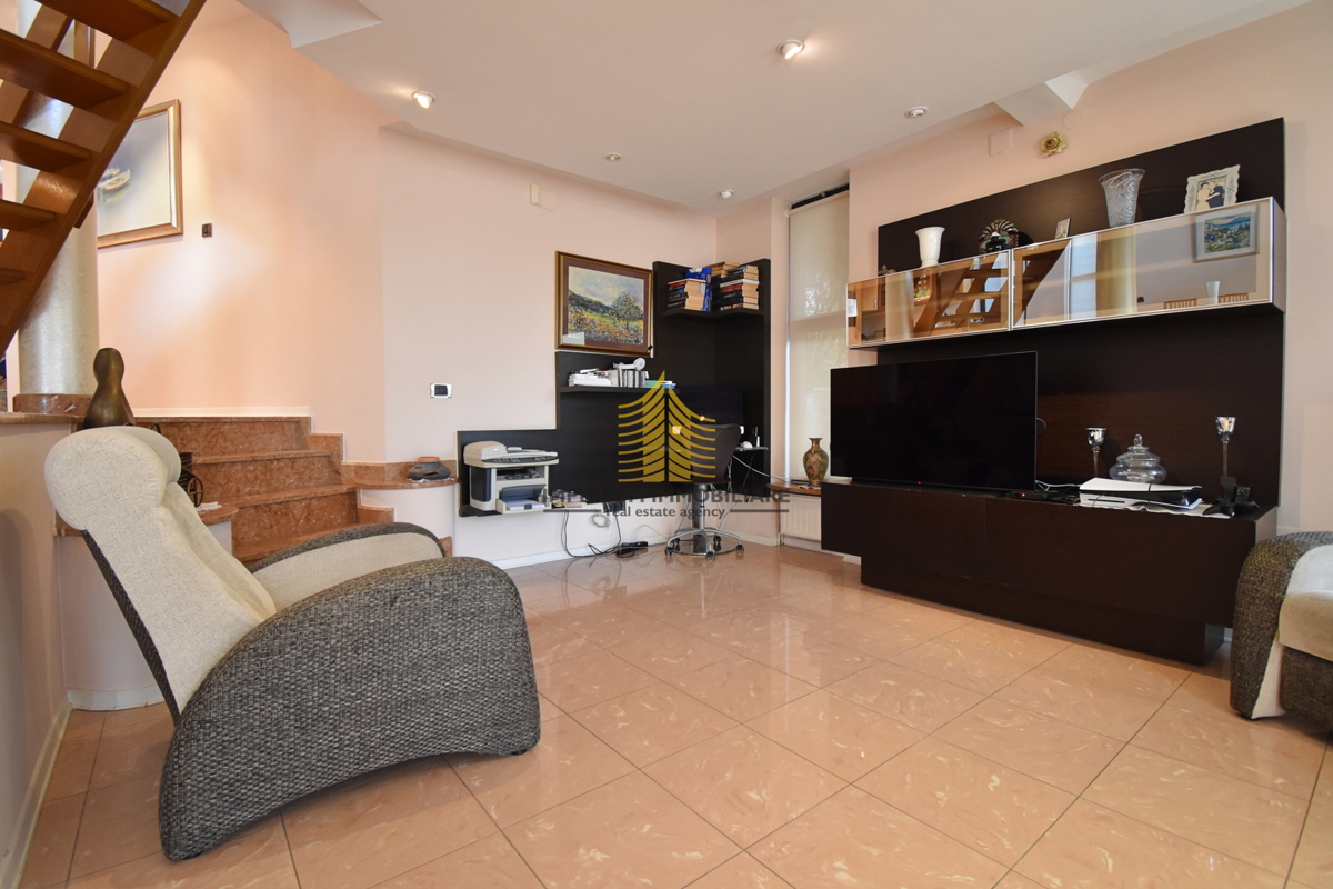 Hiša, Prodaja, Podsljeme, Gračani, 335 m2, Samostojna