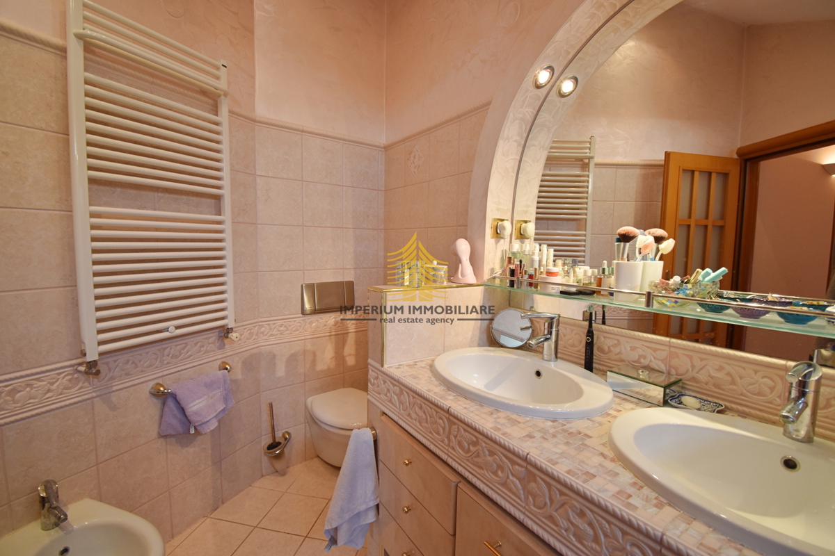 Hiša, Prodaja, Podsljeme, Gračani, 335 m2, Samostojna