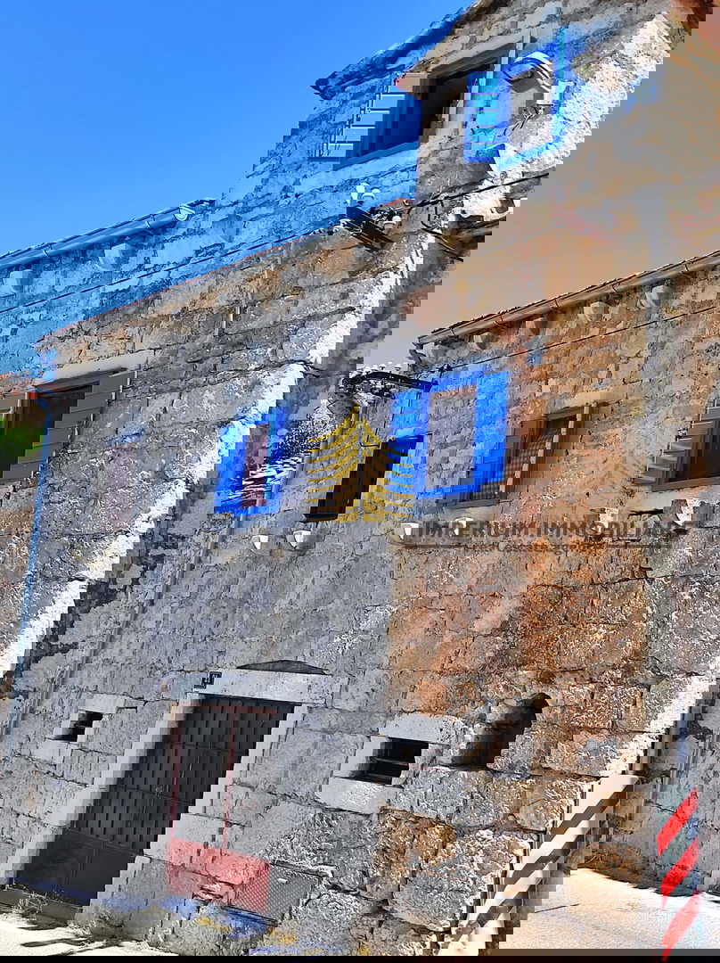 Hiša, prodaja, Milna, Bobovišća, 90 m2, samostojna