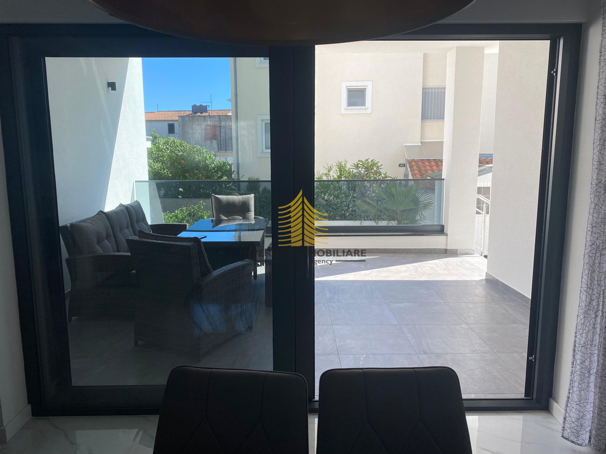 Hiša, Prodaja, 400 m2