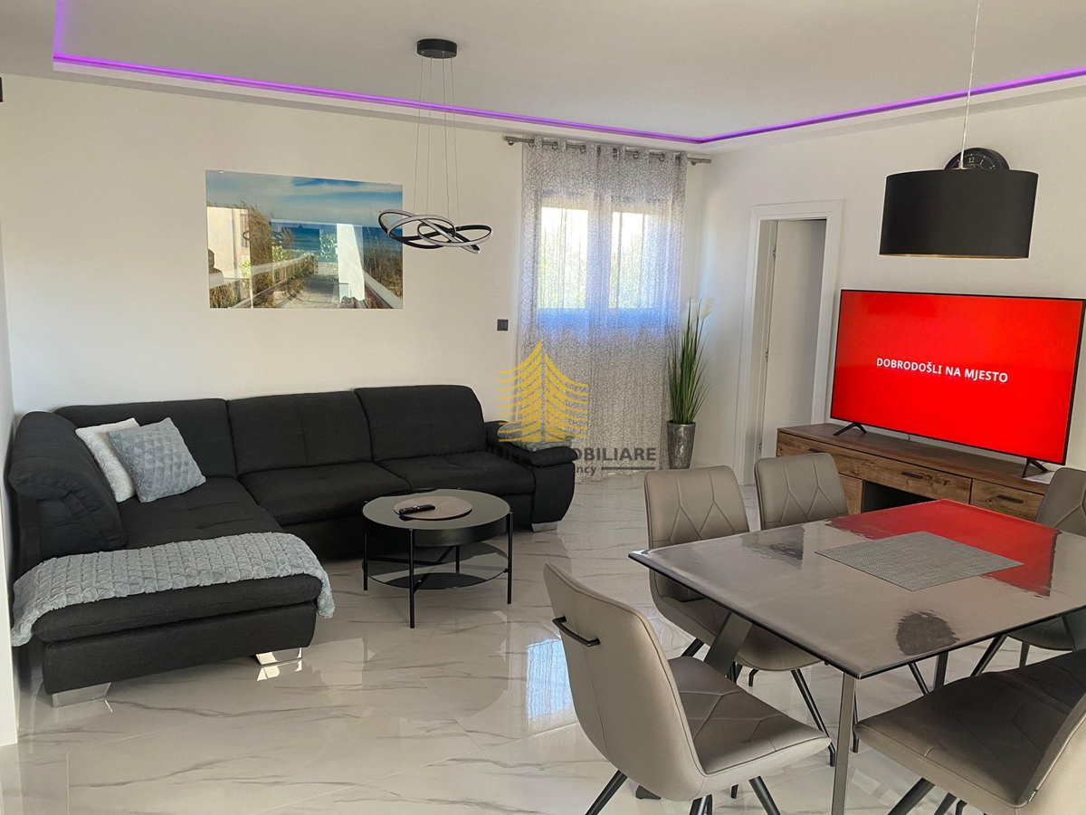 Hiša, Prodaja, 400 m2