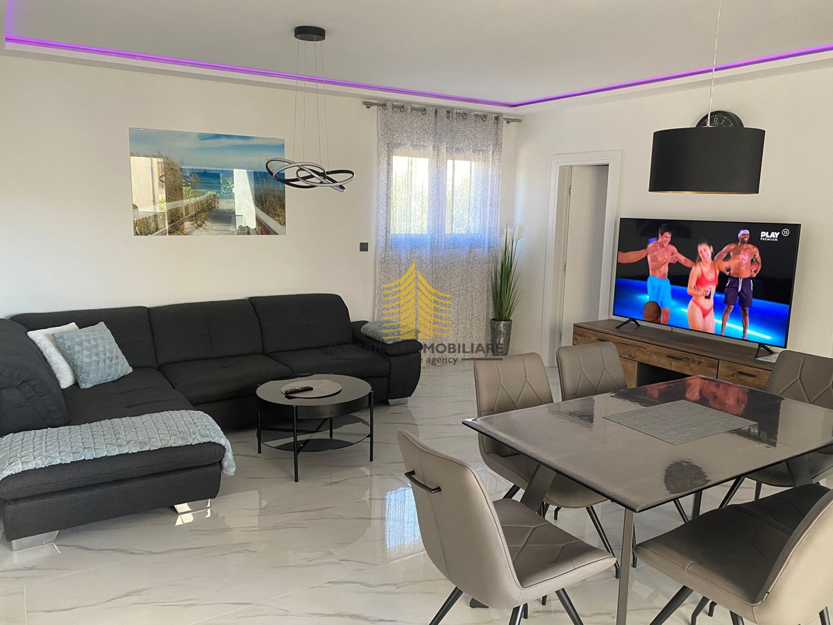 Hiša, Prodaja, 400 m2