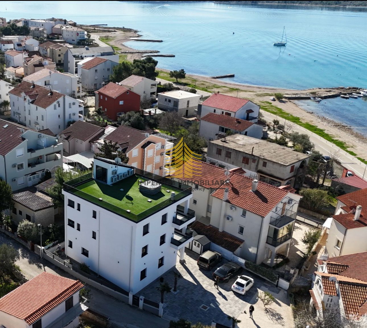 Hiša, Prodaja, 400 m2