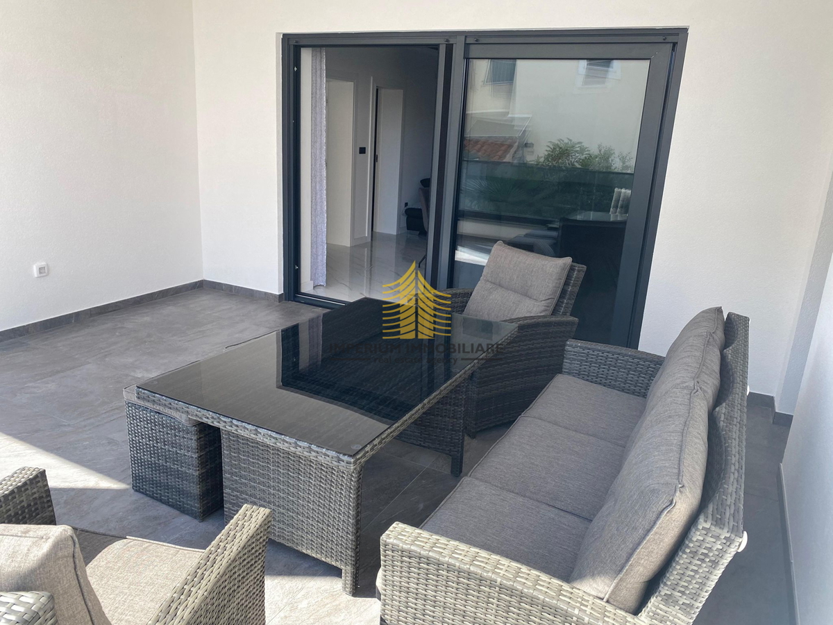 Hiša, Prodaja, 400 m2