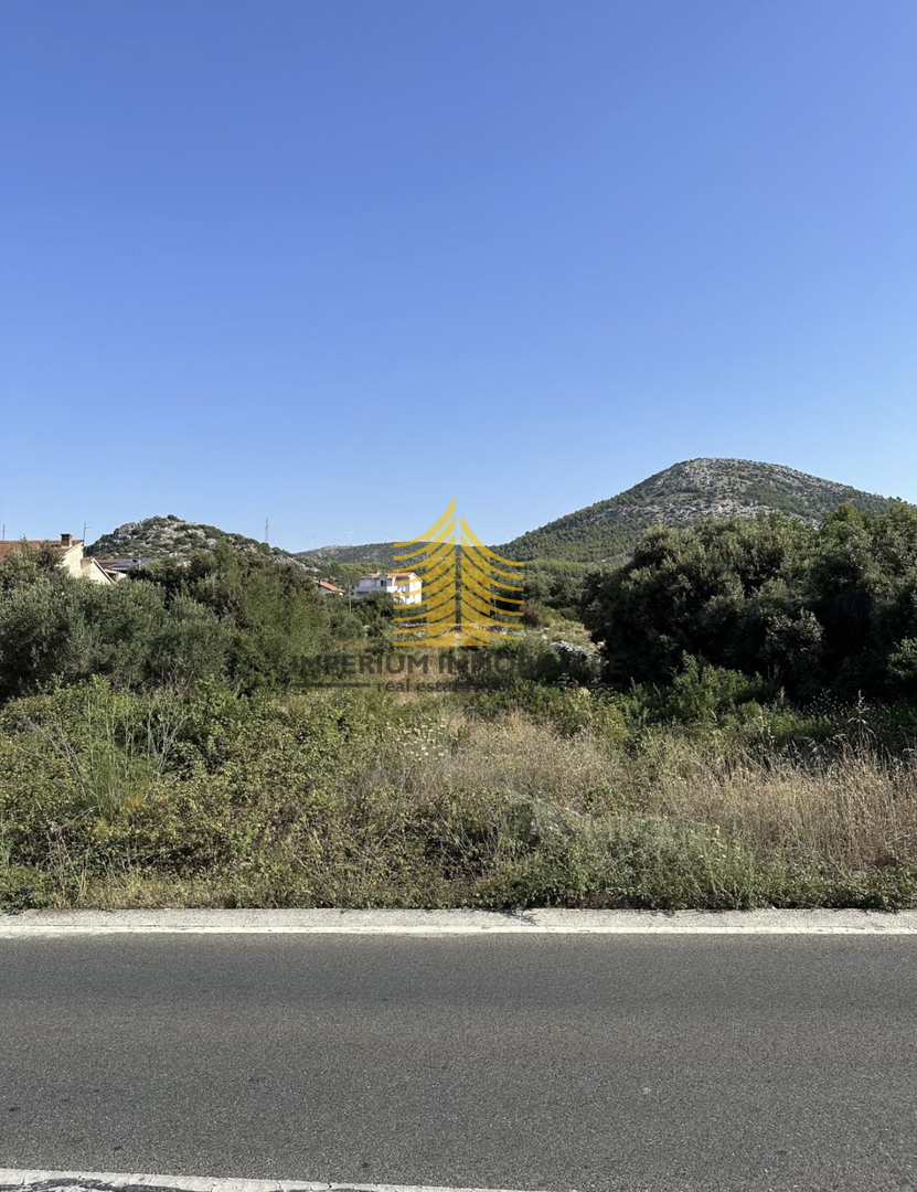 Zemljišče, prodaja, Seget Donji, 1676 m2, gradbeno zemljišče