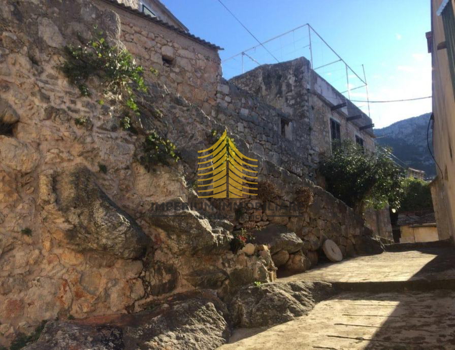 Hiša, prodaja, Jelsa, Vrisnik, 104 m2, v vrsti