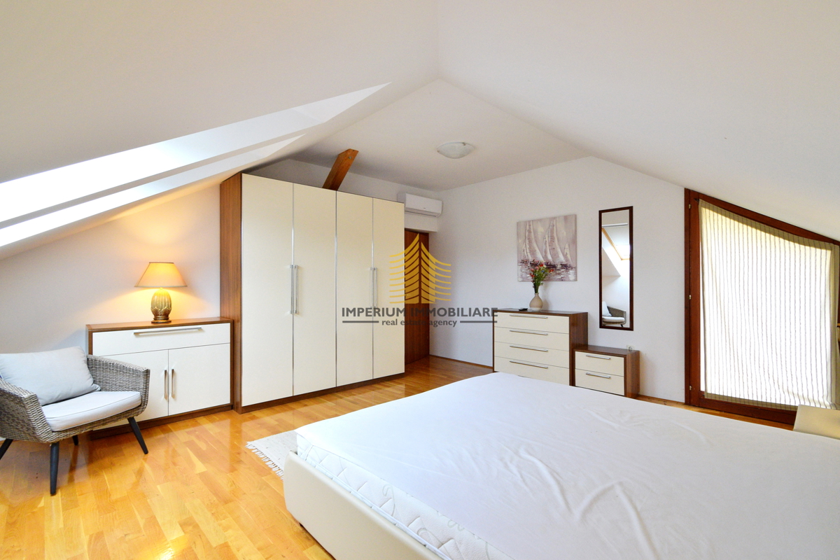 Hiša, prodaja, Brezovica, Starjak, 268 m2, vila