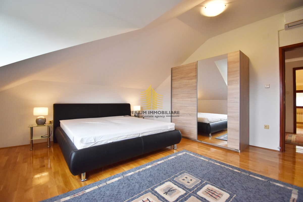 Hiša, prodaja, Brezovica, Starjak, 268 m2, vila