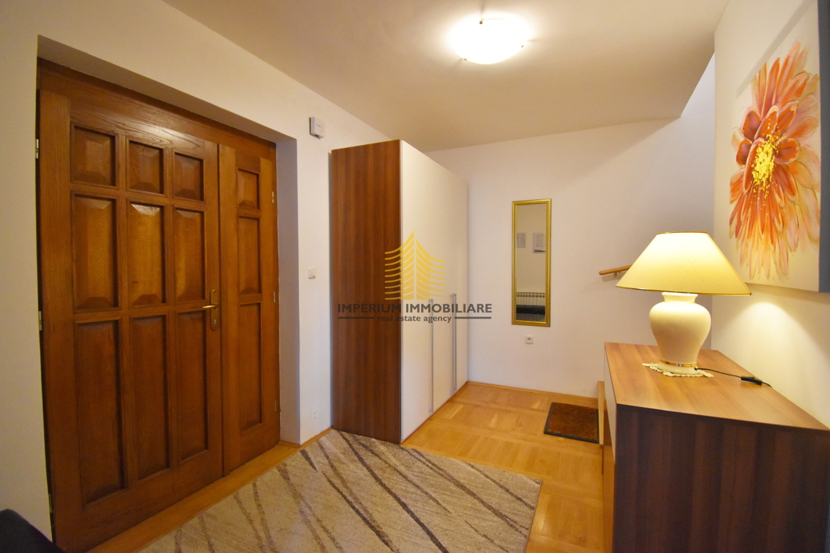 Hiša, prodaja, Brezovica, Starjak, 268 m2, vila