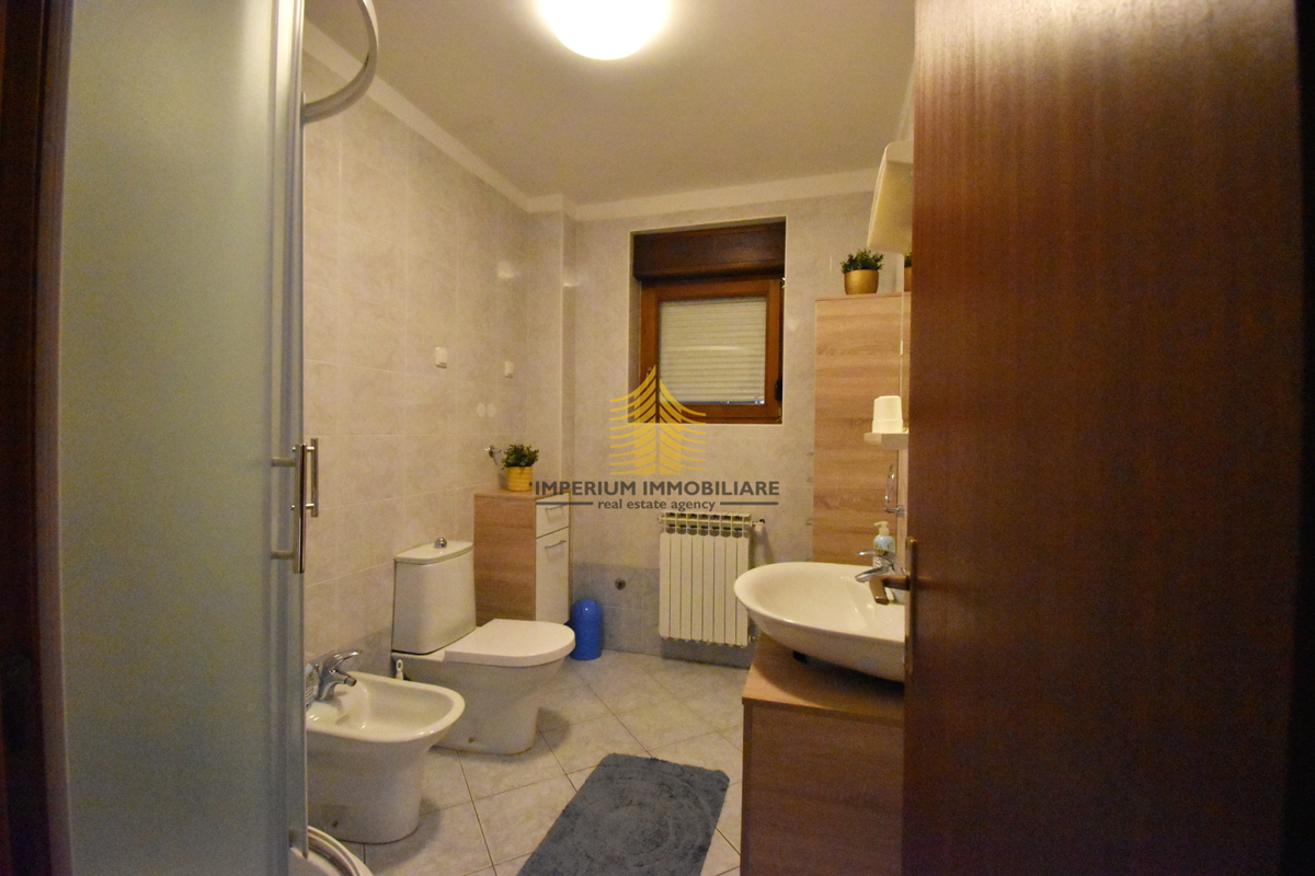 Hiša, prodaja, Brezovica, Starjak, 268 m2, vila