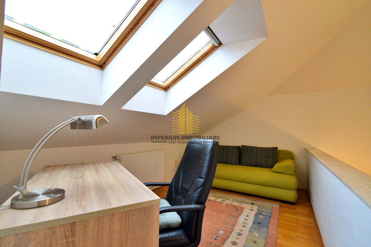 Hiša, prodaja, Brezovica, Starjak, 268 m2, vila