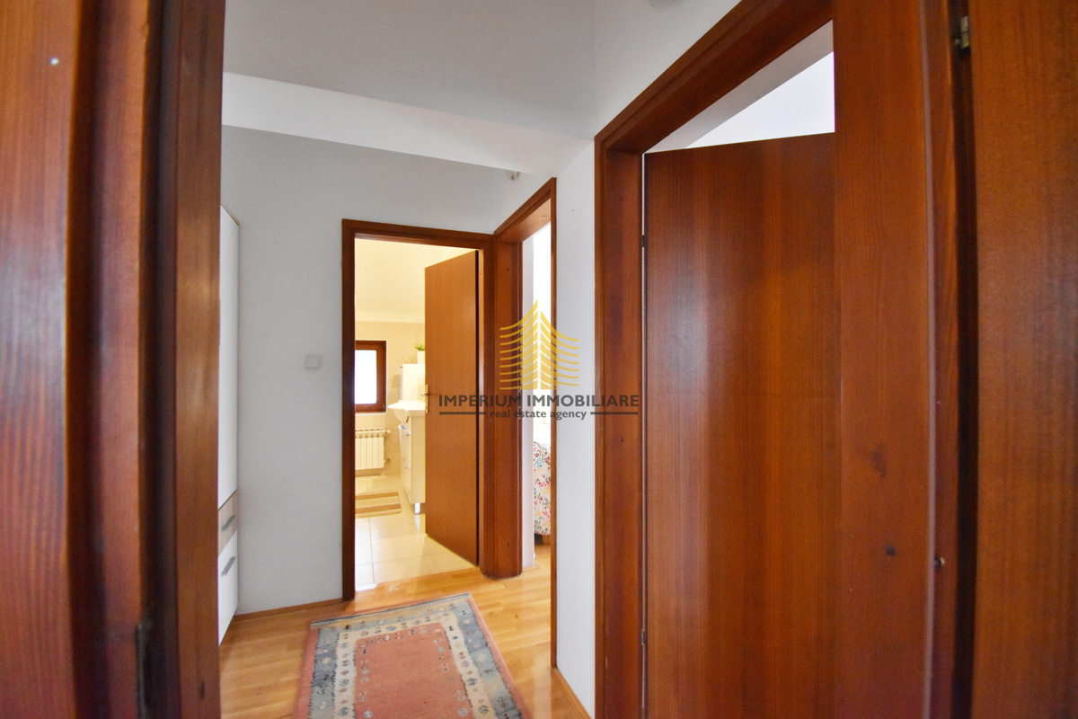 Hiša, prodaja, Brezovica, Starjak, 268 m2, vila