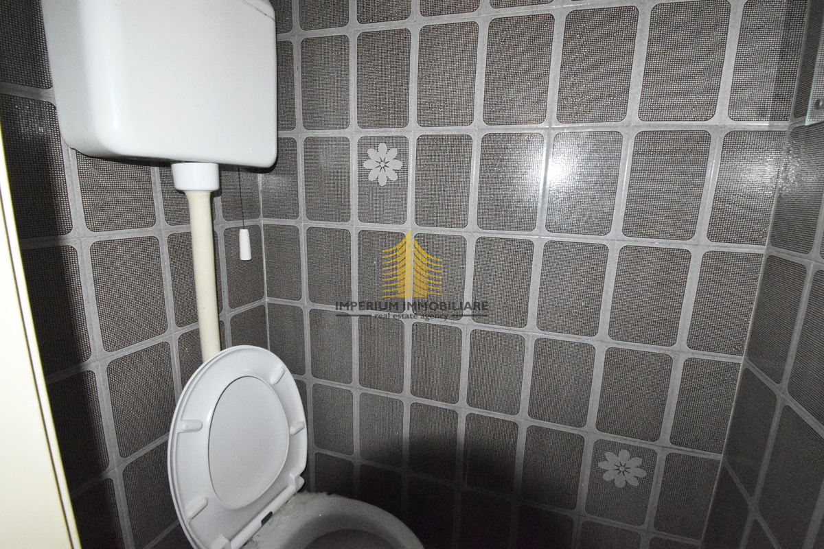 Poslovni prostor, prodaja, Donji Grad, Donji grad, 60 m2, ulični lokal