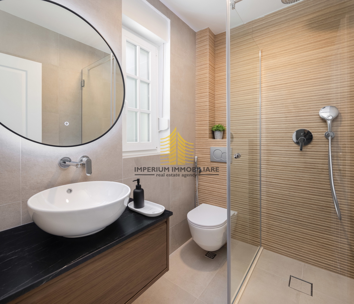 Hiša, prodaja, Rogoznica, Ražanj, 407,32 m2, vila