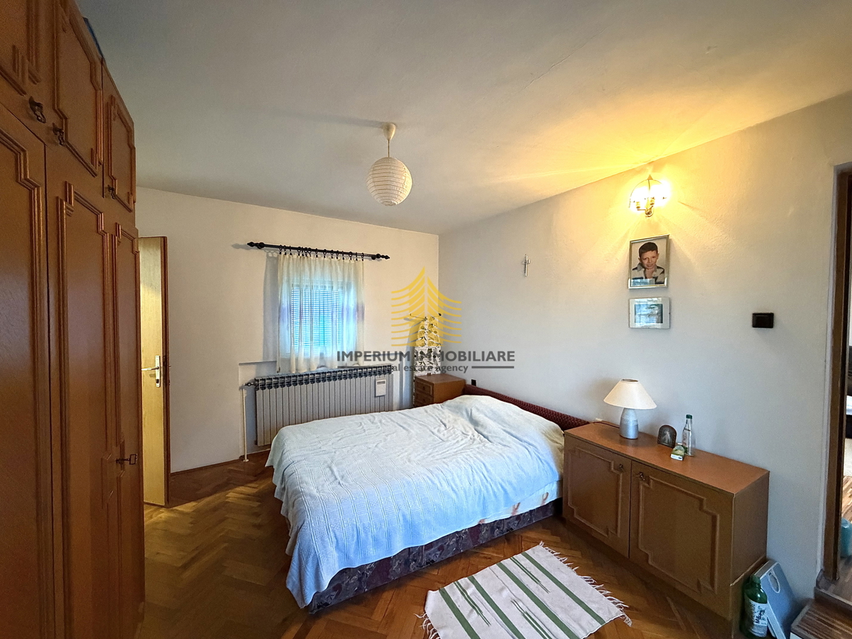 Hiša, prodaja, Podsljeme, Markuševec, 320 m2, dvojna hiša