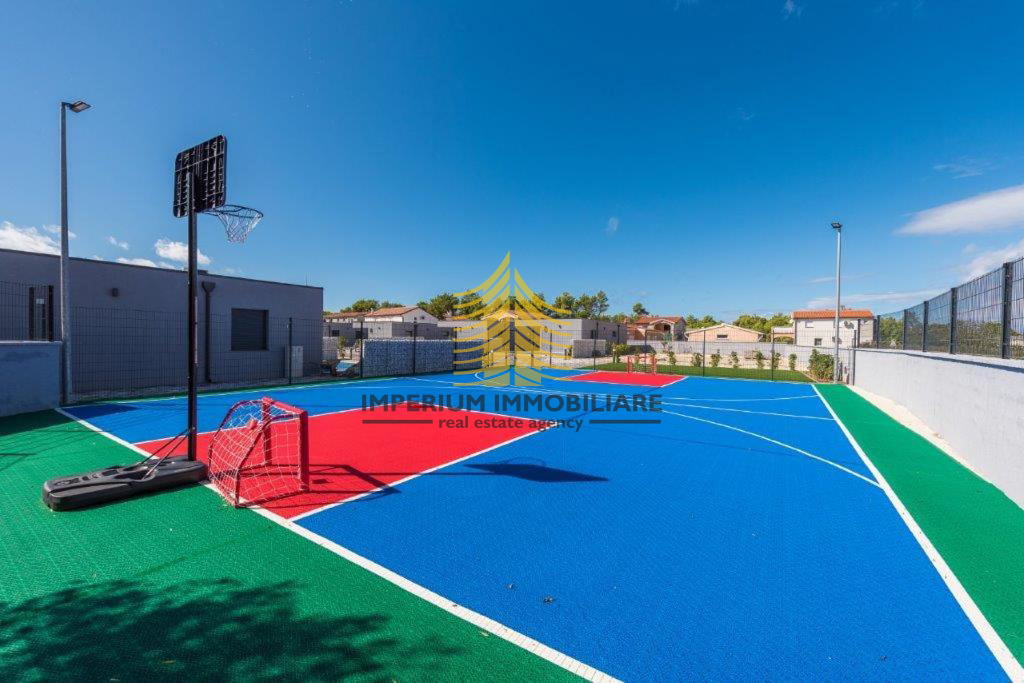 Nepremičnine za počitnice, Prodaja, Vir, 1000 m2, Stanovanje