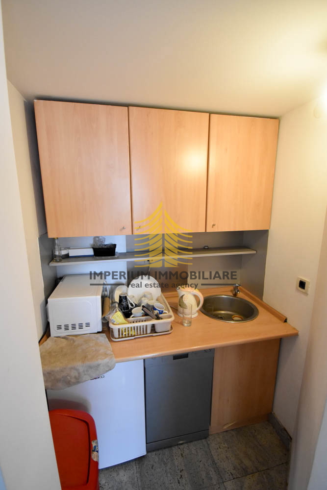 Poslovni prostor, prodaja, Trnje, Savica, 150 m2, prostor za storitve