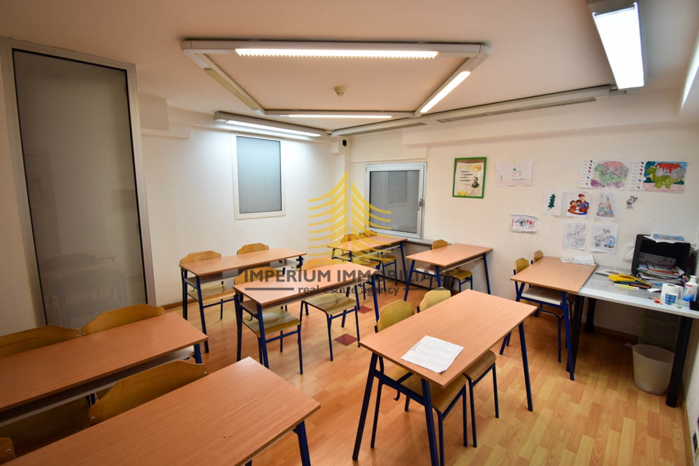 Poslovni prostor, prodaja, Trnje, Savica, 150 m2, prostor za storitve