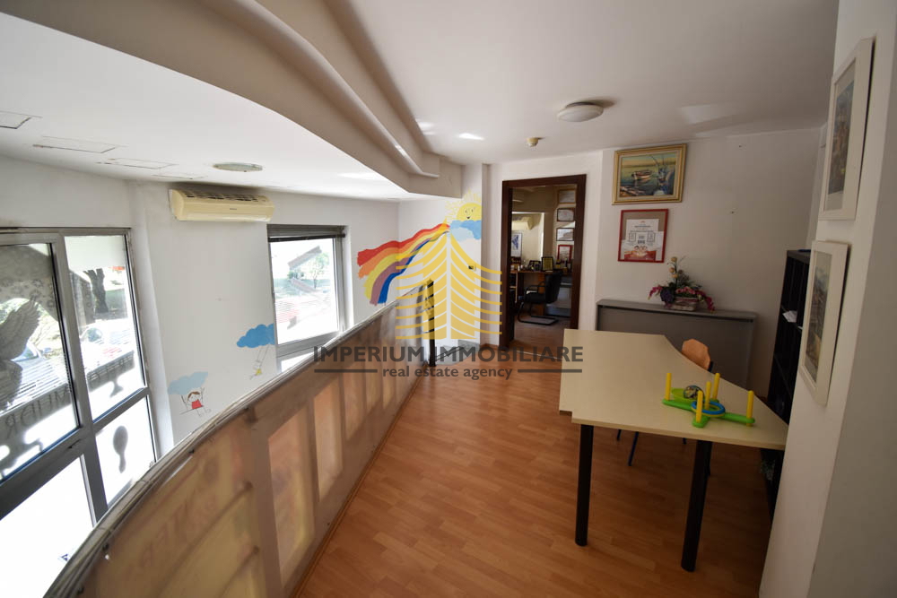 Poslovni prostor, prodaja, Trnje, Savica, 150 m2, prostor za storitve