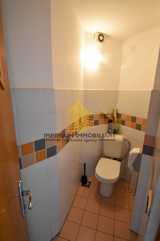 Poslovni prostor, prodaja, Trnje, Savica, 150 m2, prostor za storitve