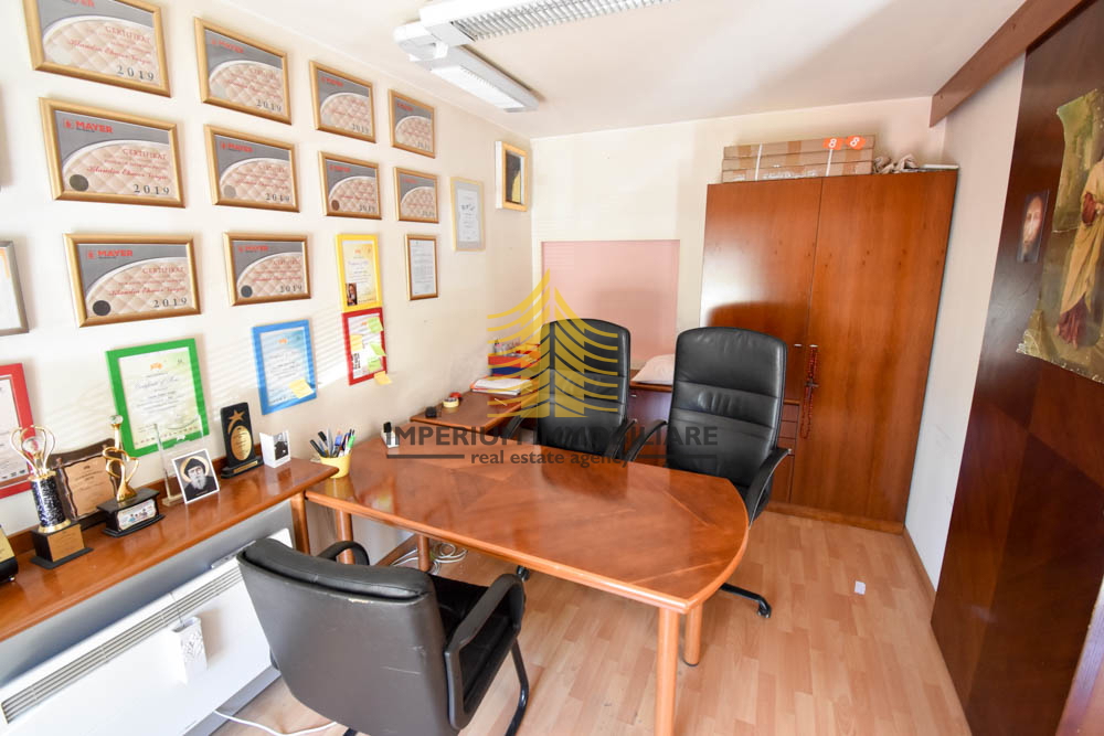 Poslovni prostor, prodaja, Trnje, Savica, 150 m2, prostor za storitve