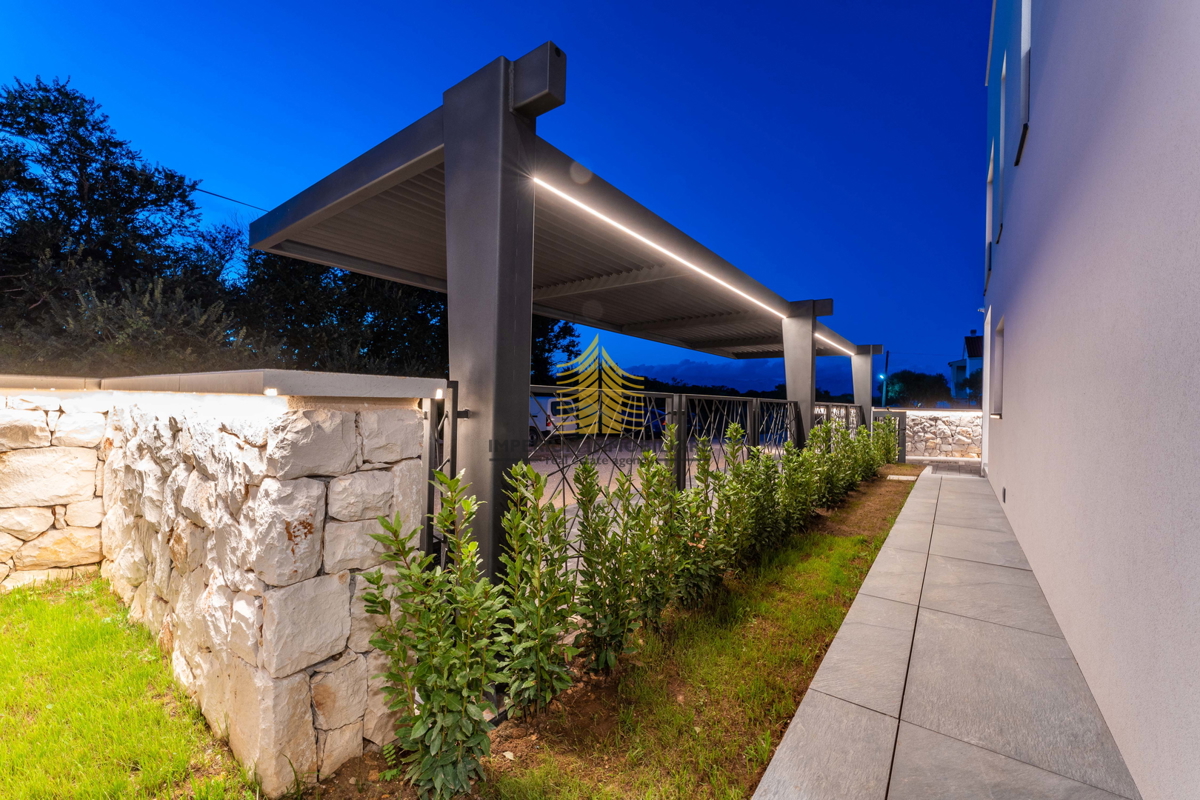 Hiša, prodaja, Privlaka, 450 m2, vila