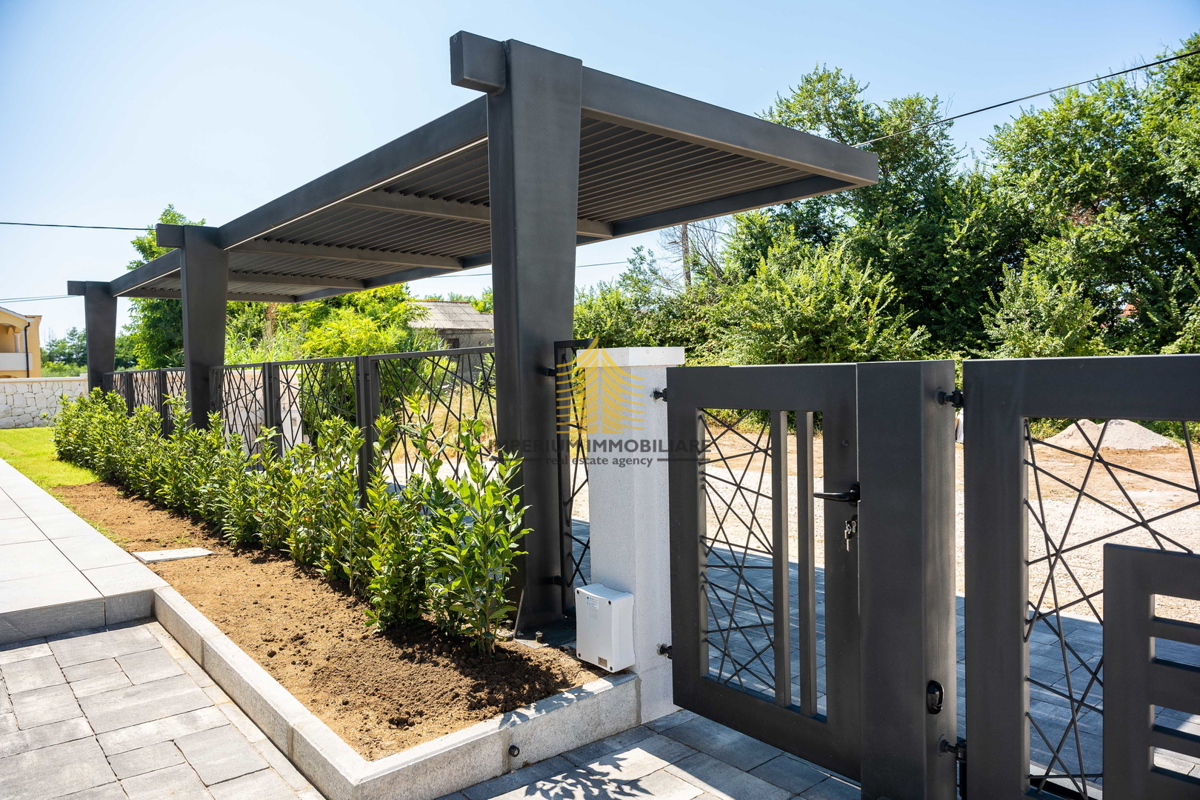 Hiša, prodaja, Privlaka, 450 m2, vila