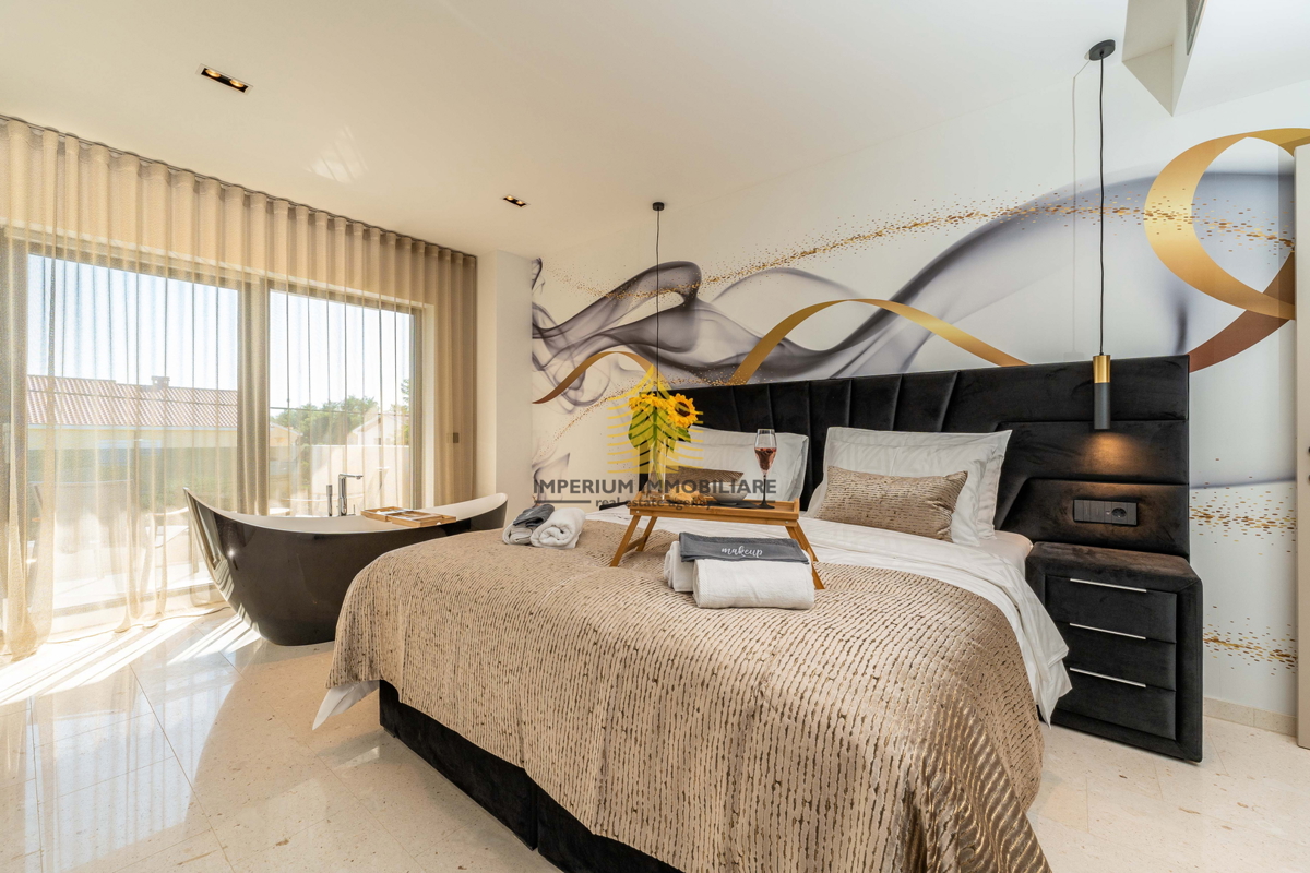 Hiša, prodaja, Privlaka, 450 m2, vila