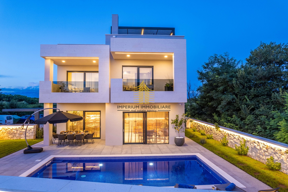 Hiša, prodaja, Privlaka, 450 m2, vila