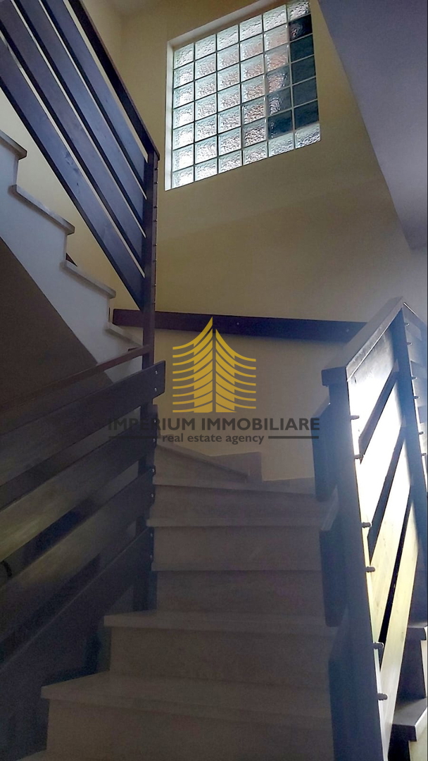 Hiša, prodaja, Poreč, Kukci, 330 m2, samostojna