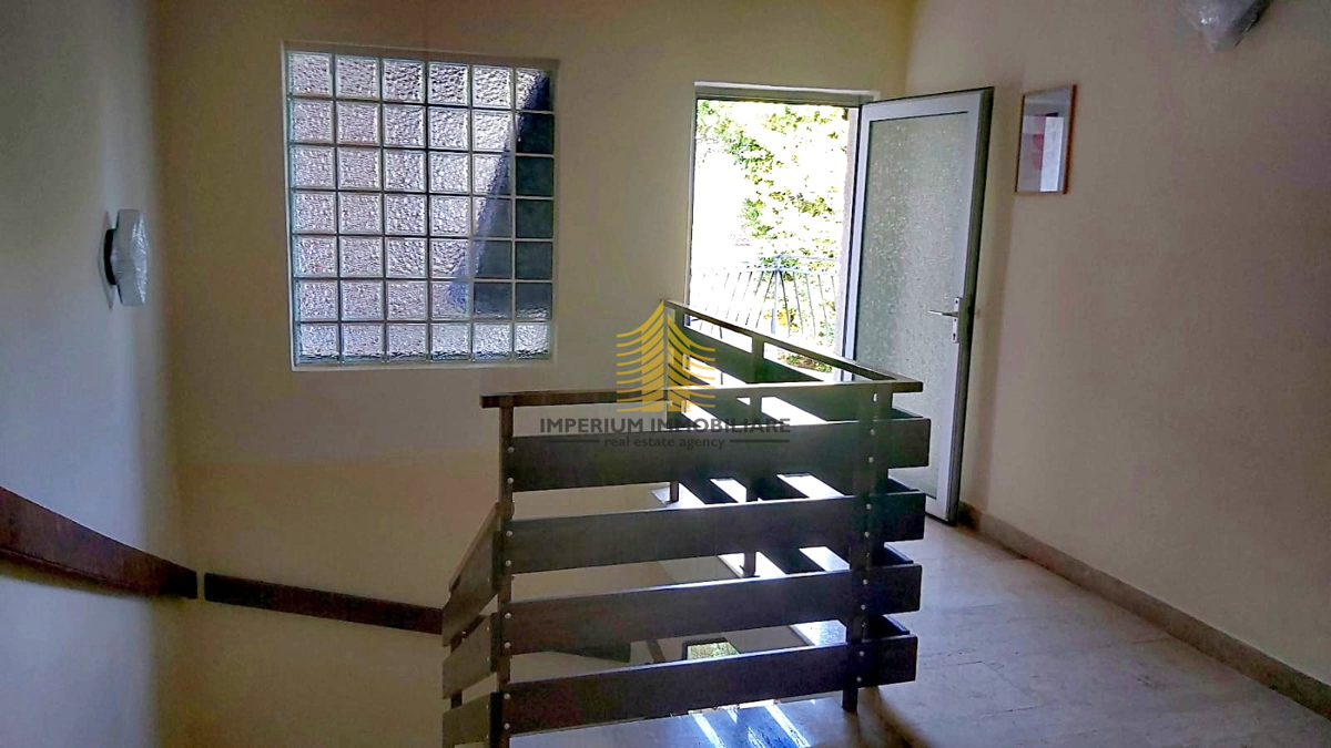 Hiša, prodaja, Poreč, Kukci, 330 m2, samostojna