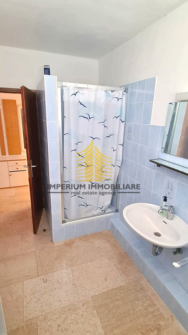 Hiša, prodaja, Poreč, Kukci, 330 m2, samostojna