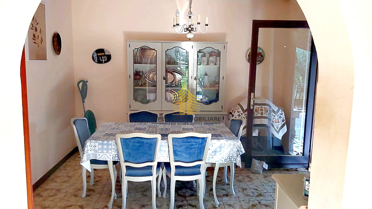 Hiša, prodaja, Poreč, Kukci, 330 m2, samostojna