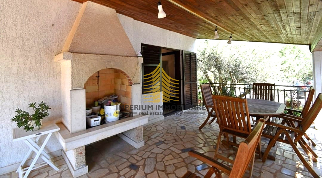 Hiša, prodaja, Poreč, Kukci, 330 m2, samostojna