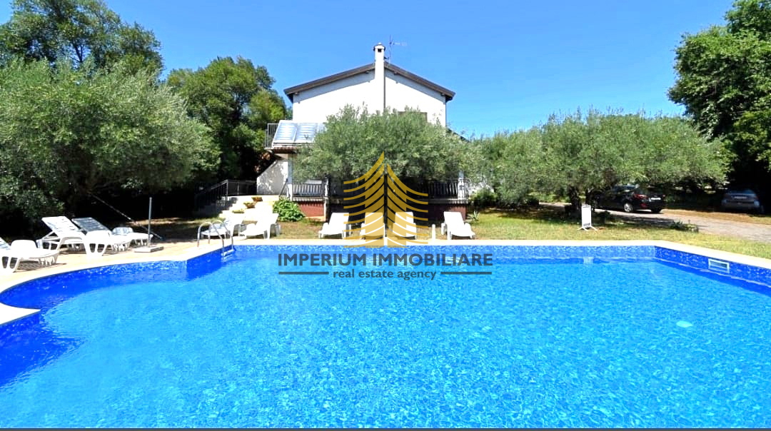 Hiša, prodaja, Poreč, Kukci, 330 m2, samostojna