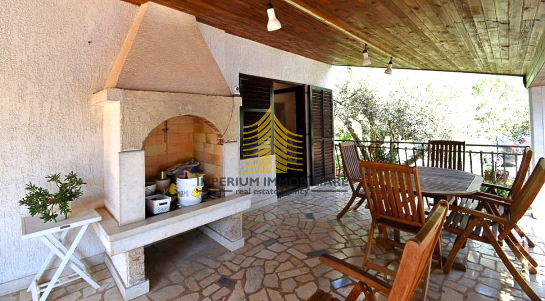 Hiša, prodaja, Poreč, Kukci, 330 m2, samostojna