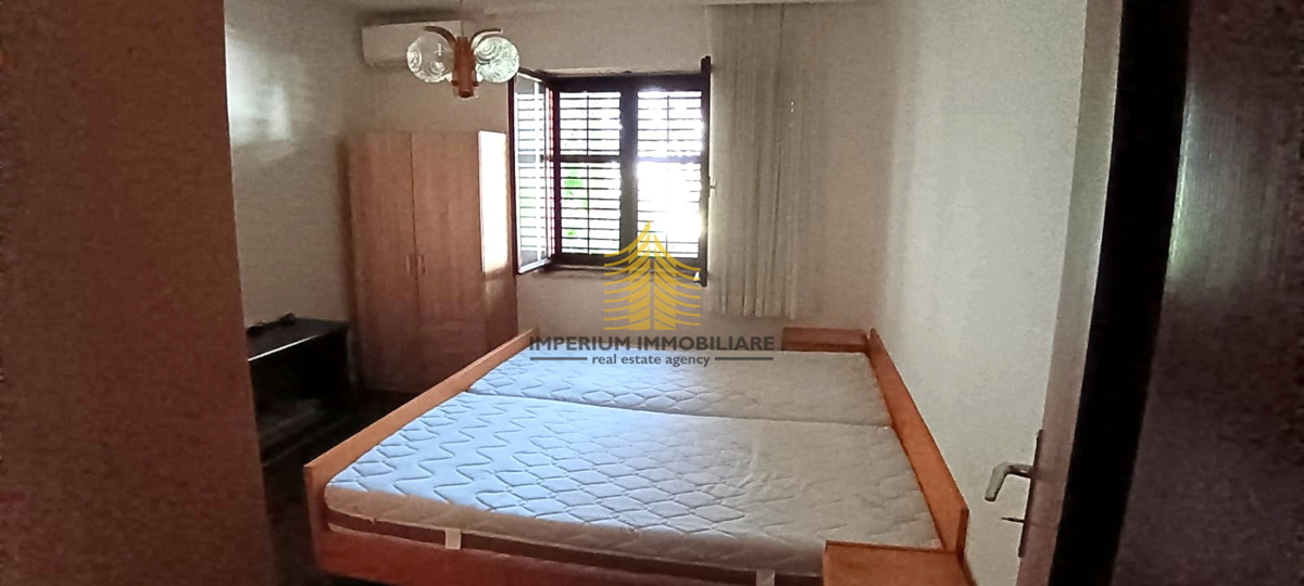 Hiša, prodaja, Poreč, Kukci, 330 m2, samostojna