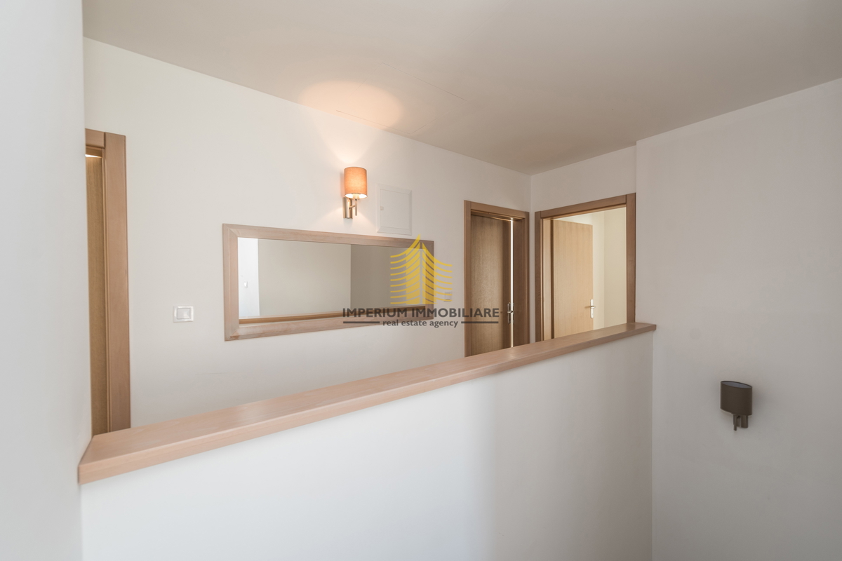 Hiša, prodaja, Sukošan, Debeljak, 188 m2, vila