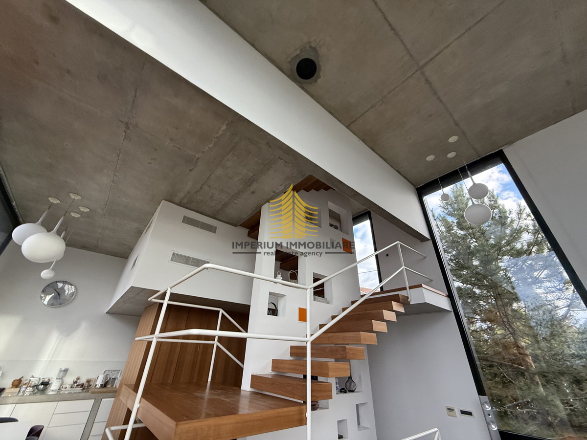 Hiša, Prodaja, Kloštar Ivanić, 275 m2, Samostojna