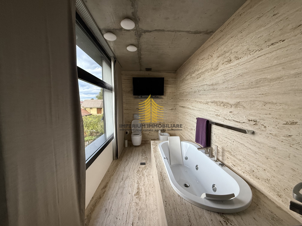 Hiša, Prodaja, Kloštar Ivanić, 275 m2, Samostojna