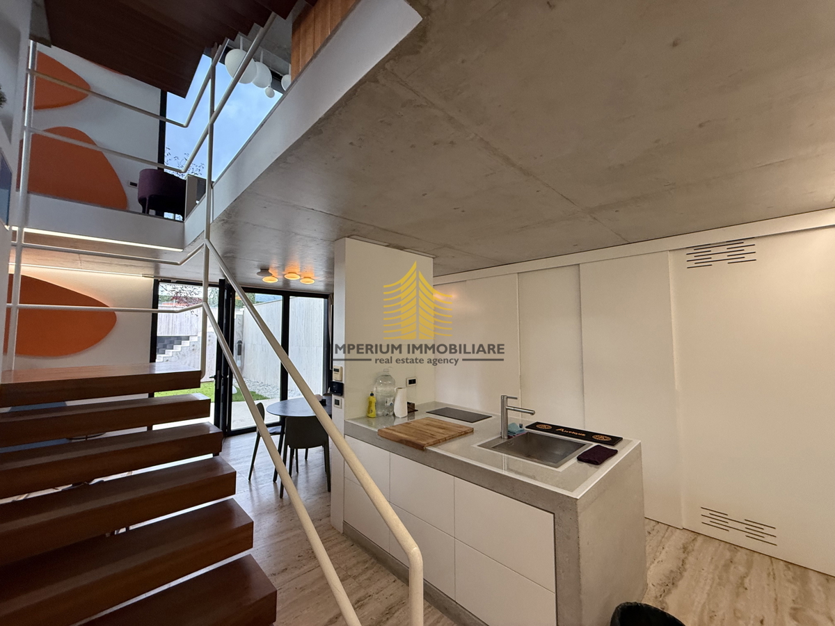 Hiša, Prodaja, Kloštar Ivanić, 275 m2, Samostojna