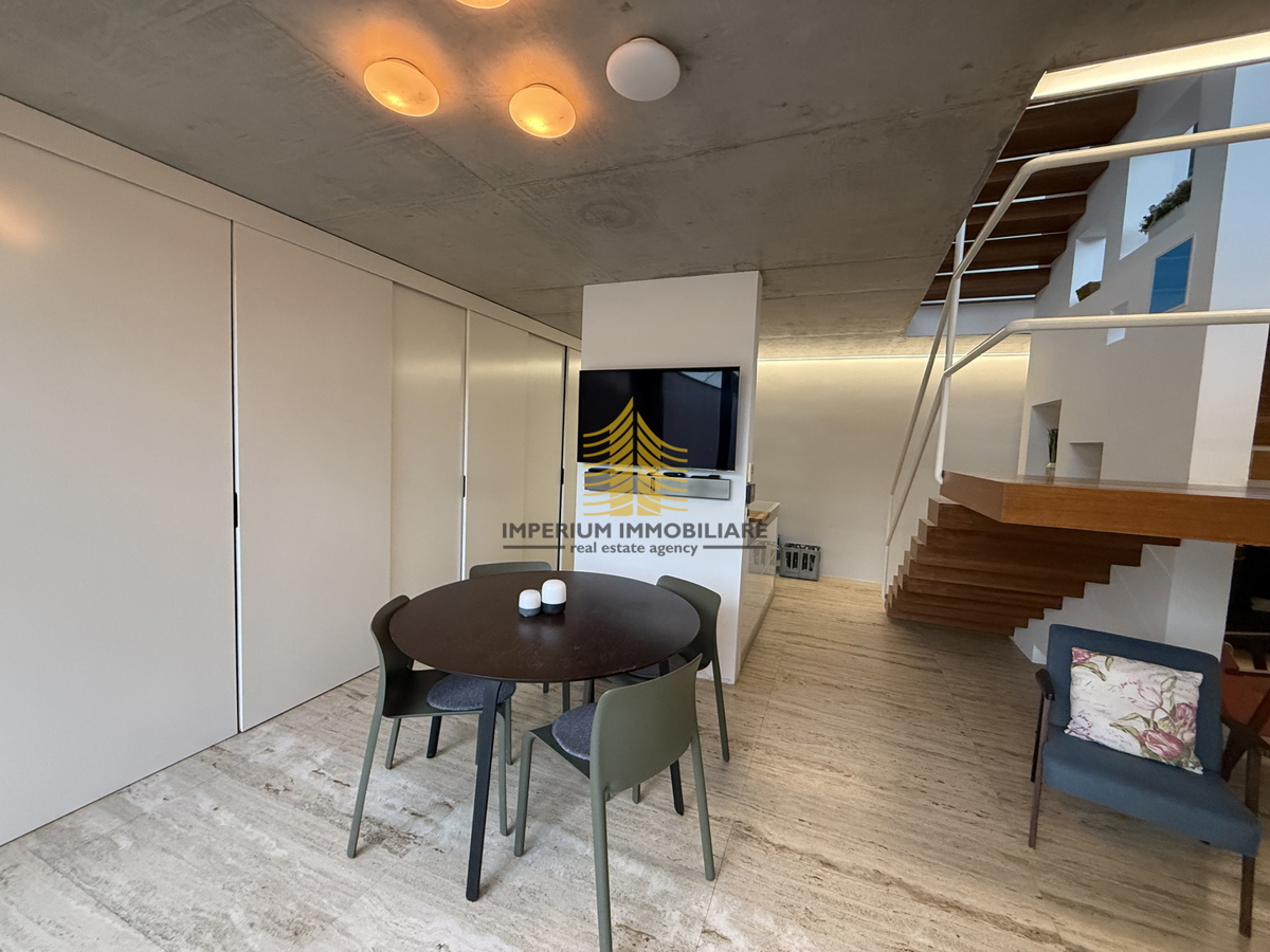 Hiša, Prodaja, Kloštar Ivanić, 275 m2, Samostojna