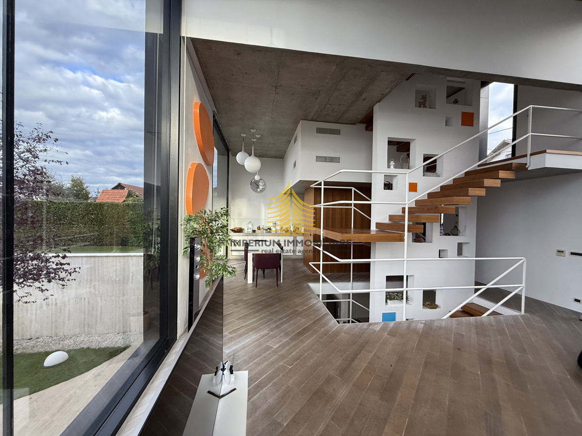 Hiša, Prodaja, Kloštar Ivanić, 275 m2, Samostojna