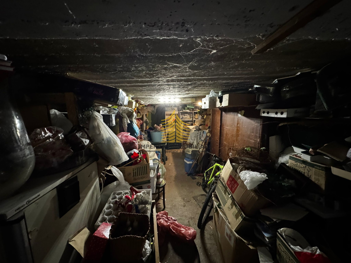 Hiša, prodaja, Kaštel Štafilić, 231 m2, samostojna