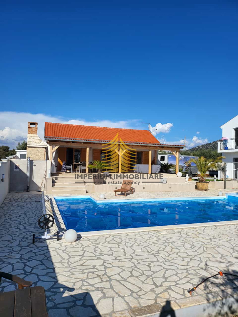 Hiša, prodaja, Donja Jagodnja, 180 m2, vila