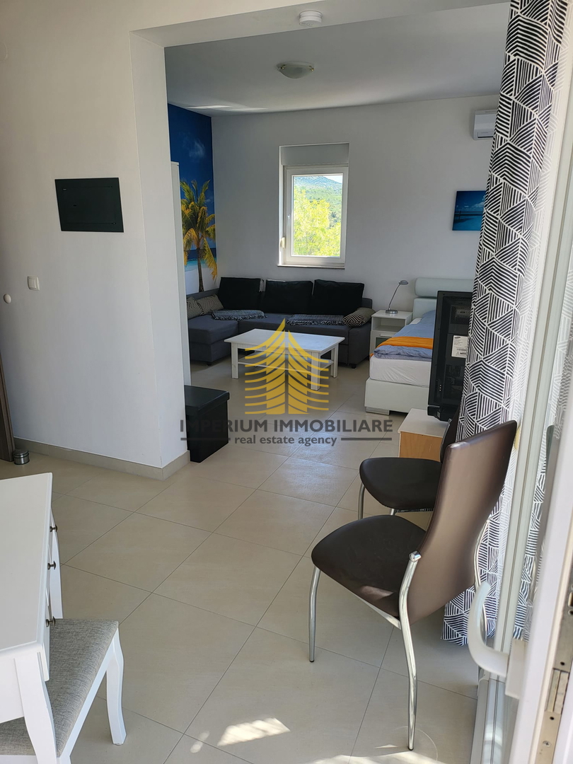 Hiša, prodaja, Donja Jagodnja, 180 m2, vila