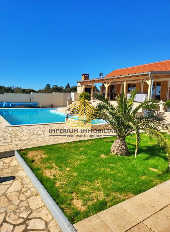 Hiša, prodaja, Donja Jagodnja, 180 m2, vila