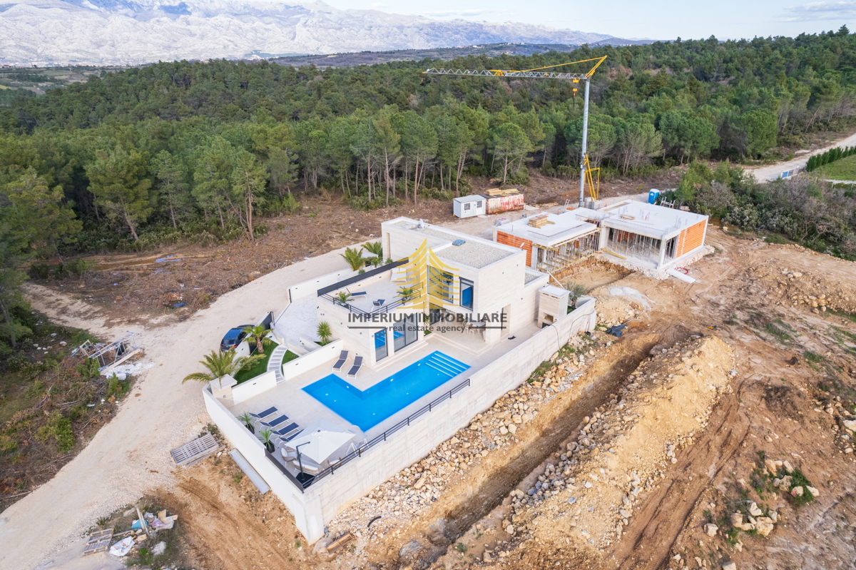 Hiša, prodaja, Ražanac, 180 m2, samostojna